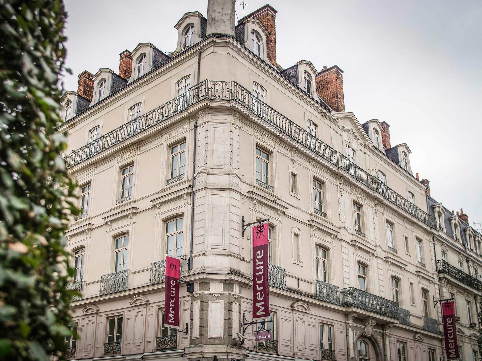 Mercure Rennes Centre Place Bretagne Exterior photo