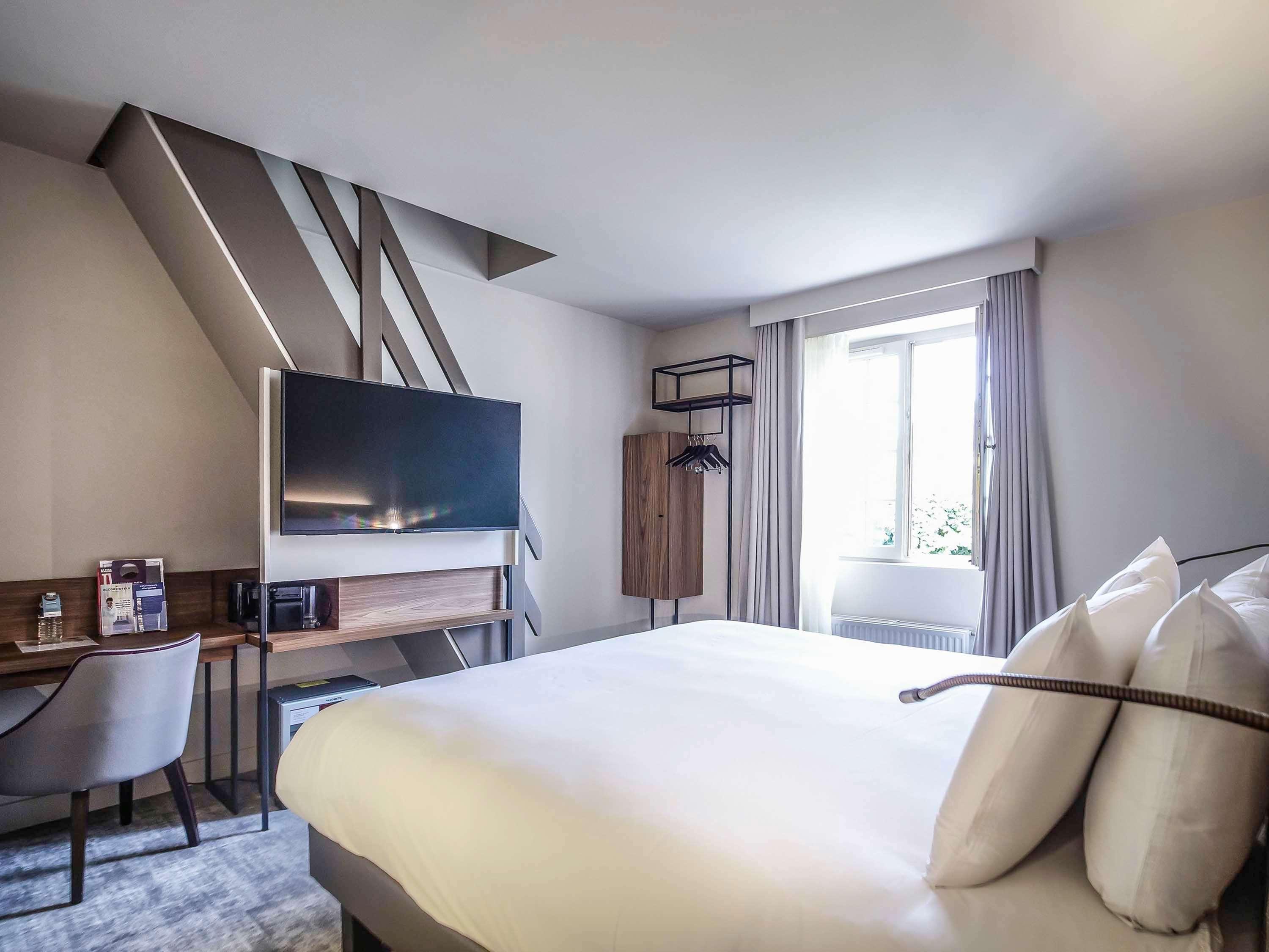 Mercure Rennes Centre Place Bretagne Exterior photo